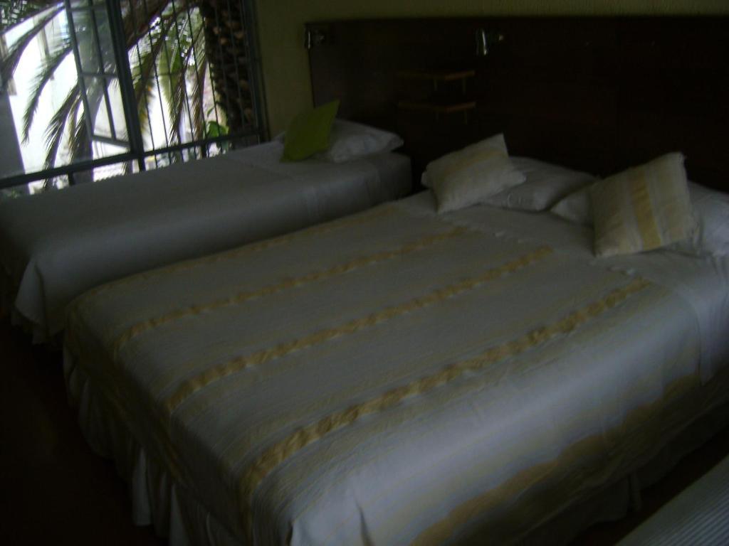 Chilhotel En Providencia Santiago Room photo